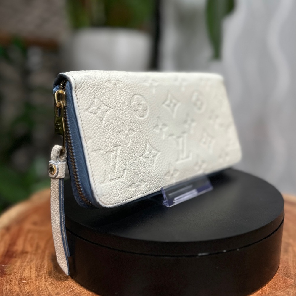 Louis Vuitton Monogram Empreinte Zippy Wallet White Blue Full Set COA